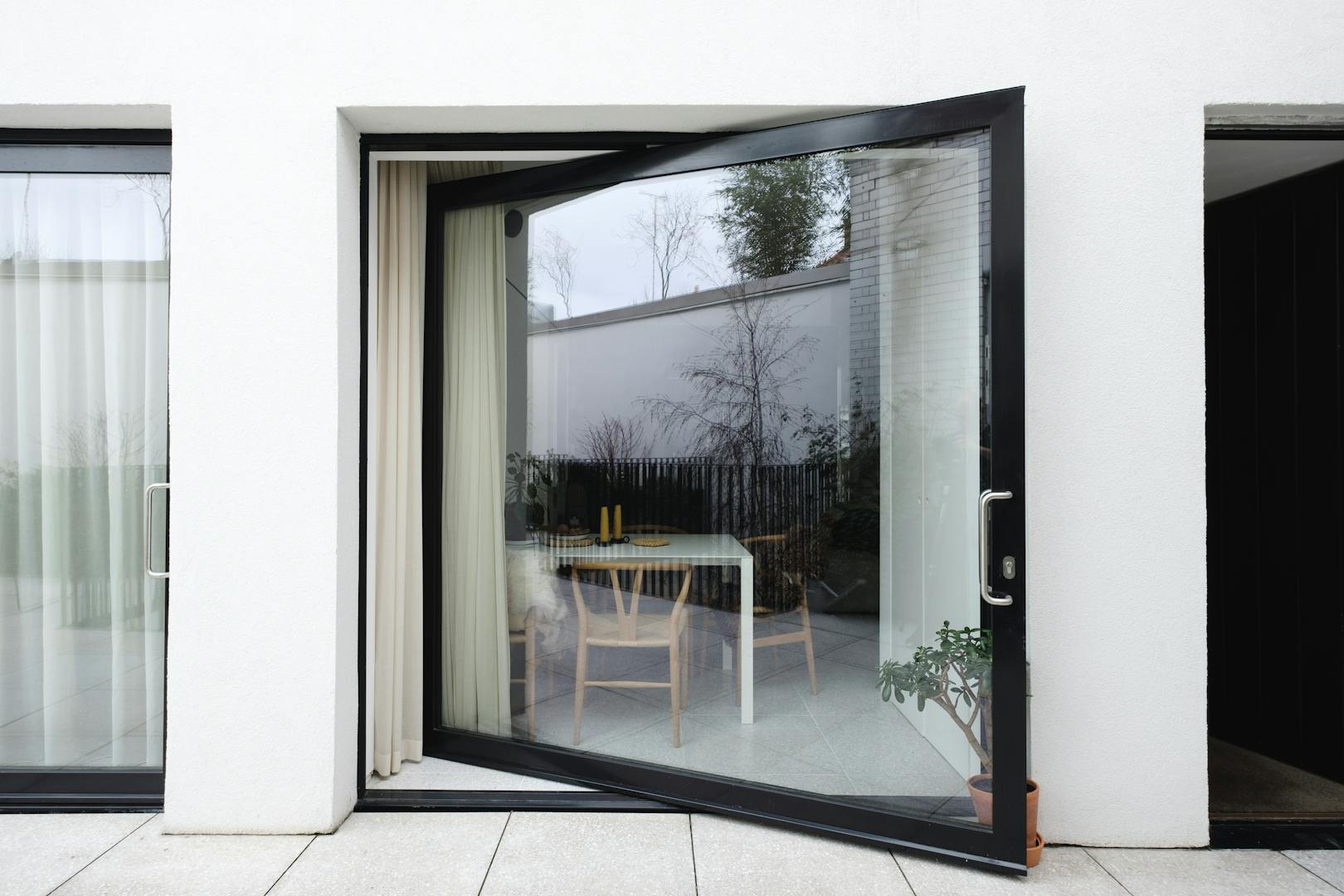 Chance-Street-vPPR-Architects-Aucoot-Architect-designed-flat