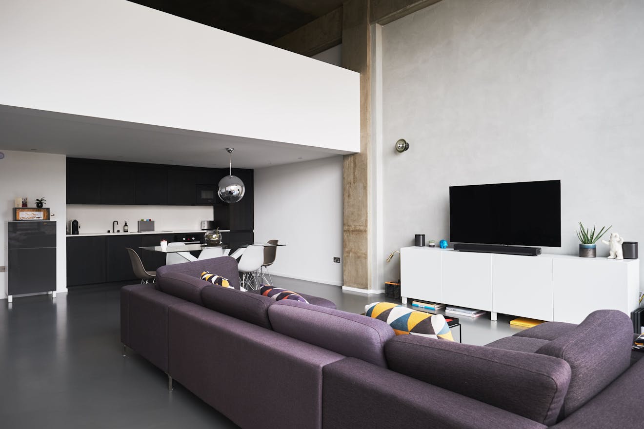 Union Wharf - Yam Studios - Aucoot - Modern Minimalist Apartment