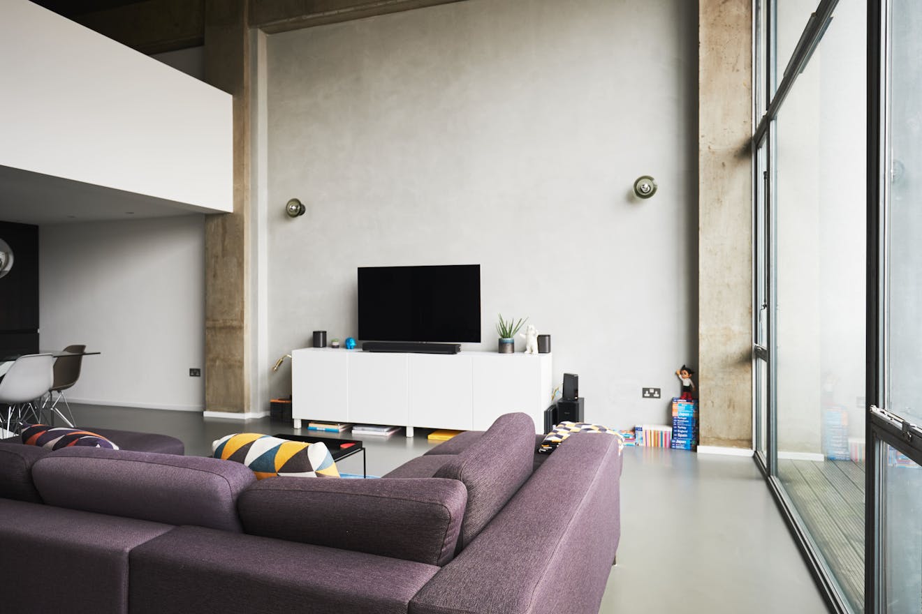 Union Wharf - Yam Studios - Aucoot - Modern Minimalist Apartment