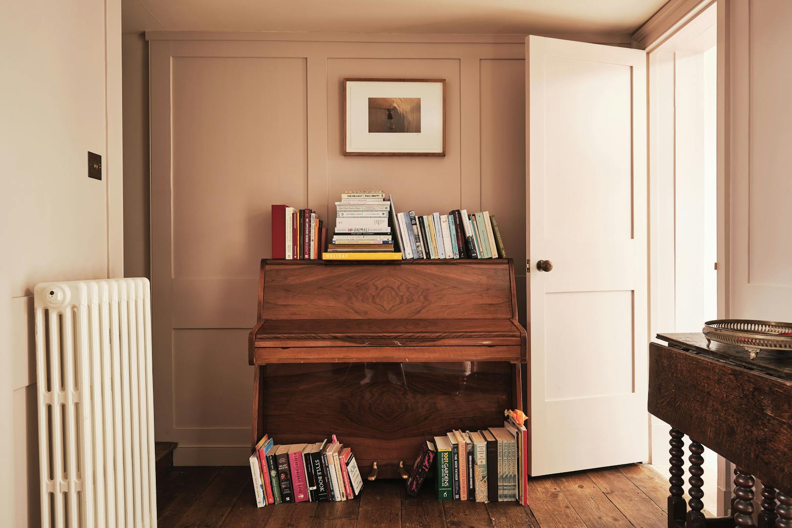 Durham-Row-Aucoot-Chris-Dyson-Architects-Refurbished-Georgian-Victorian-House for sale