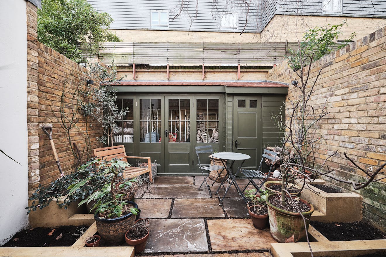 Durham-Row-Aucoot-Chris-Dyson-Architects-Refurbished-Georgian-Victorian-House for sale