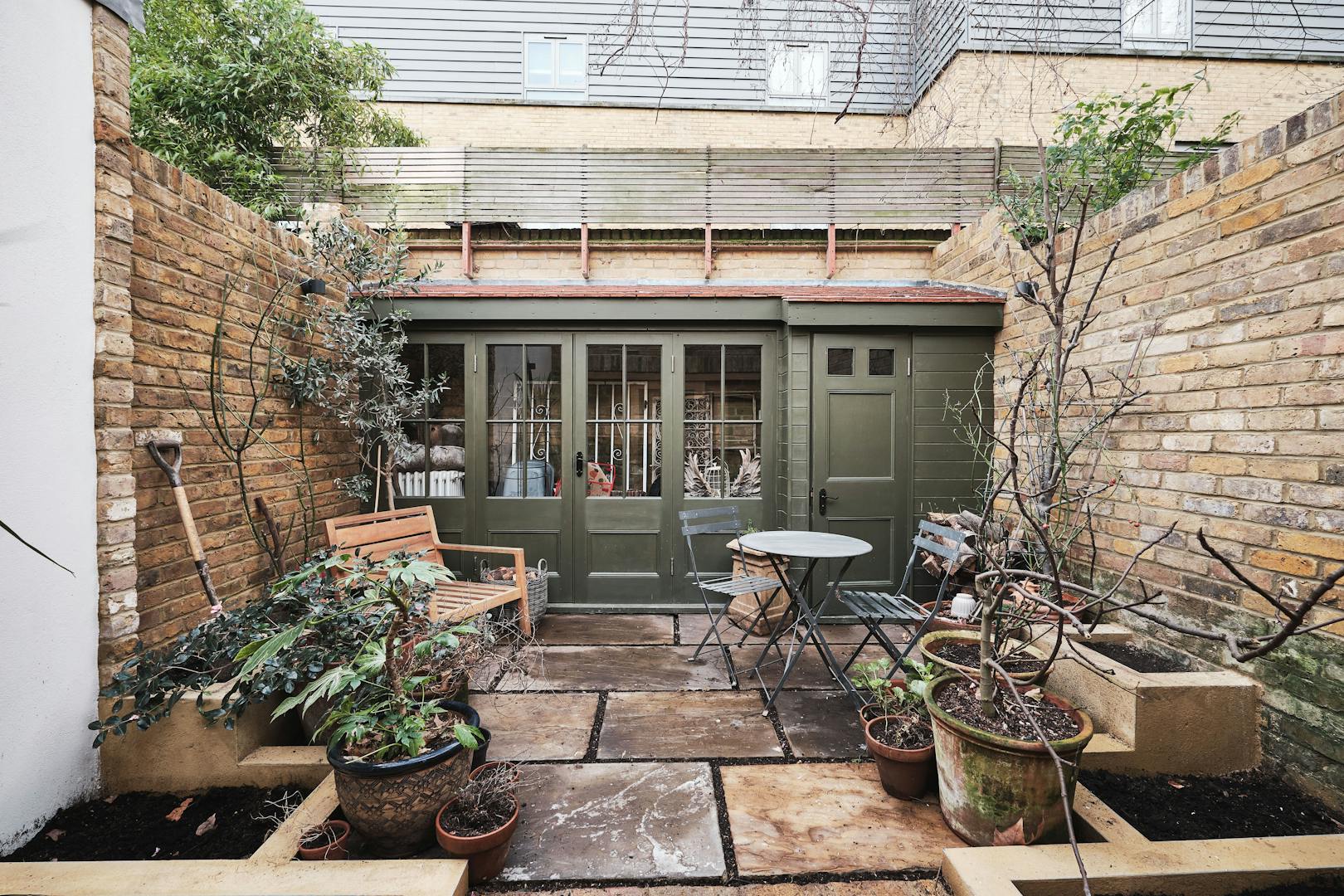 Durham-Row-Aucoot-Chris-Dyson-Architects-Refurbished-Georgian-Victorian-House for sale