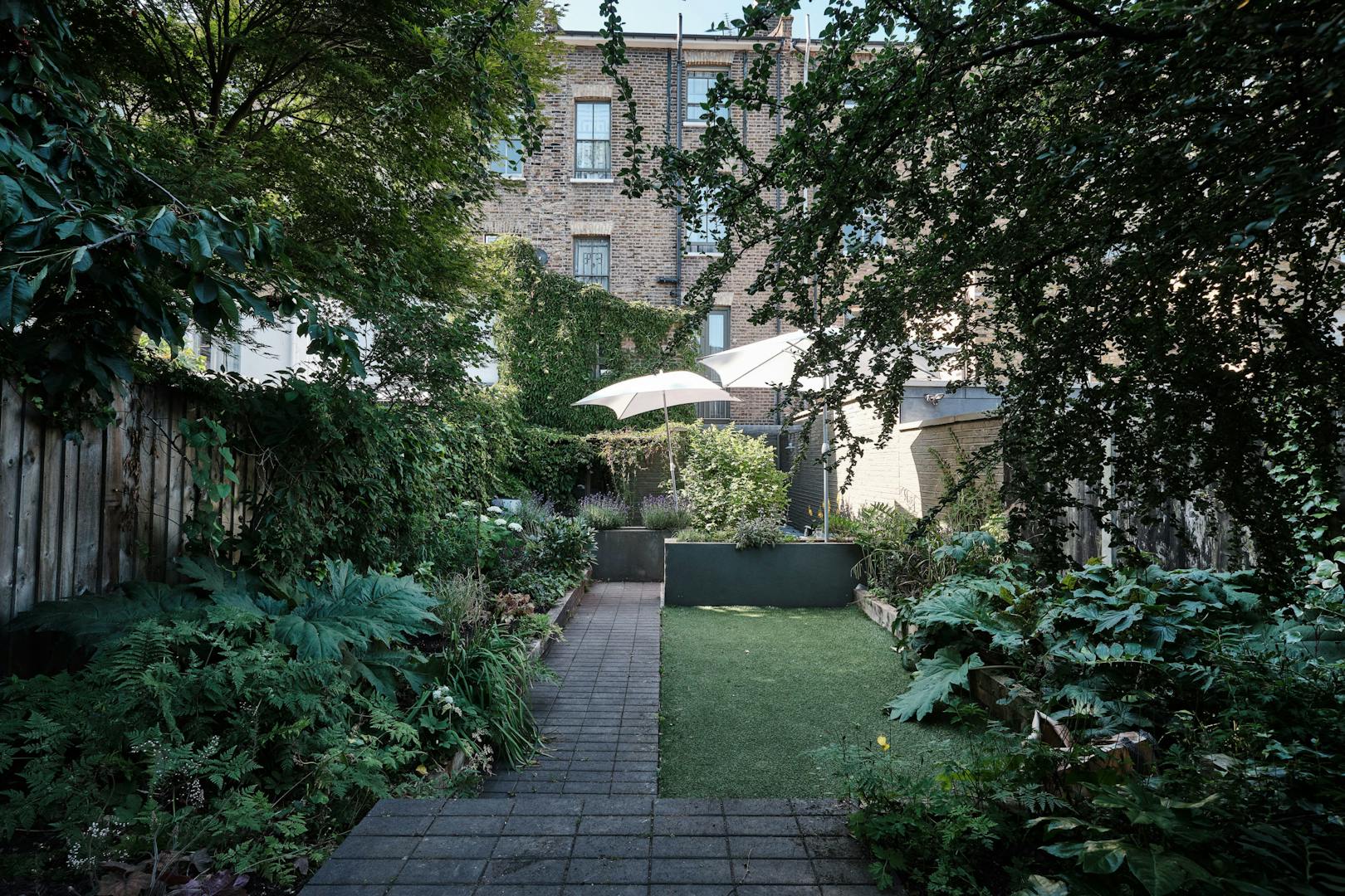 Sandringham-Road-Aucoot-Victorian-house-modern-refurbishment