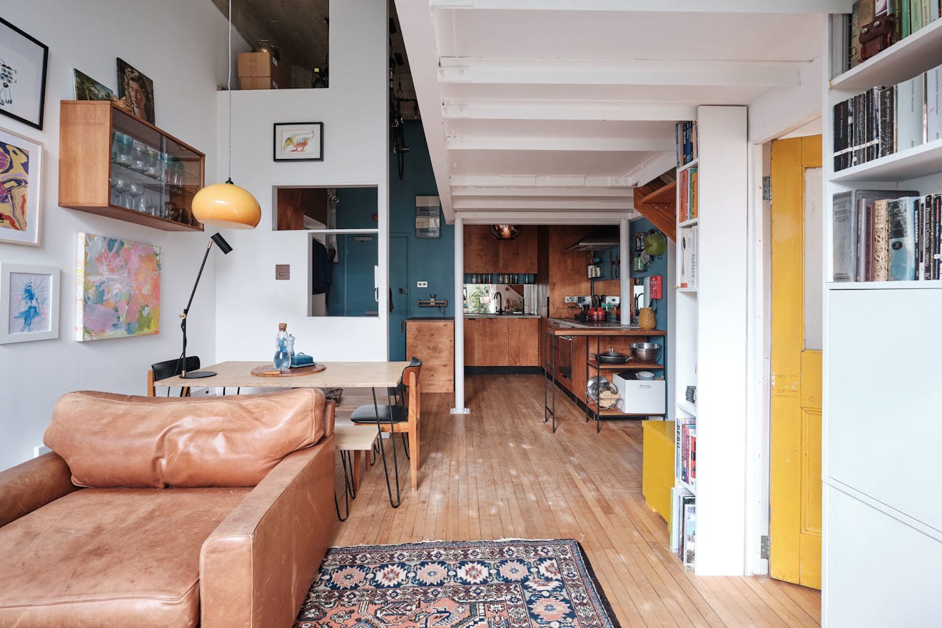 King-Edwards-Road-London-Fields-photo-by-Aucoot-Estate-Agents-designed-by-Up-Architects-All Rights Reserved