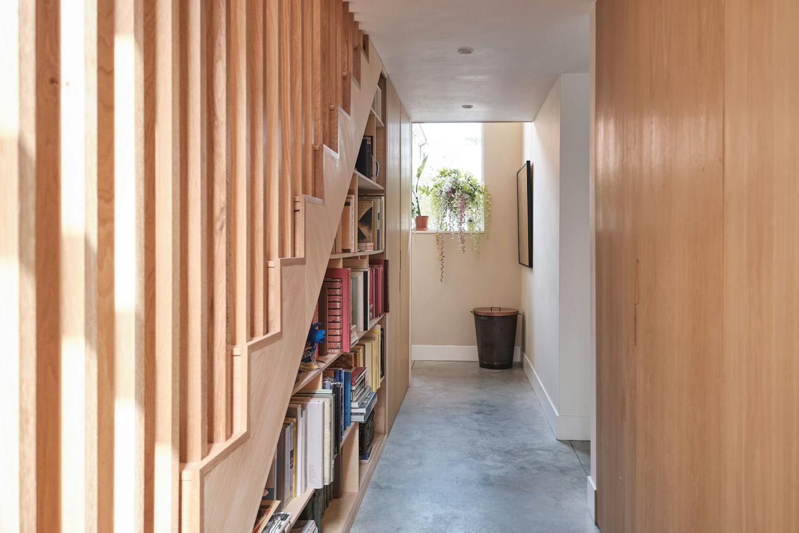 Utopia House, Watson's Street, Depford - photo by Aucoot - Alex Nikjoo Architects-