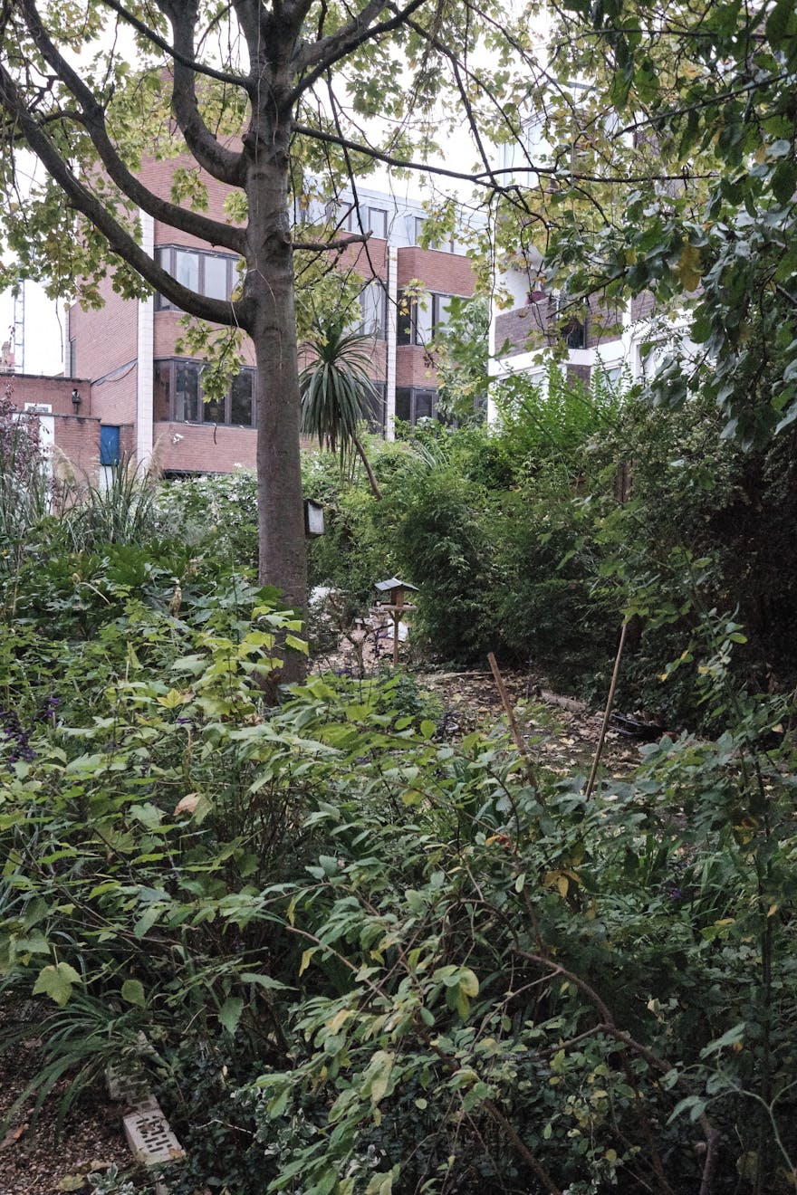 Quaker-Court-Old-Street-Flat-Interior-by-Patternity-photo-by-Aucoot-Estate-Agents-All Rights Reserved