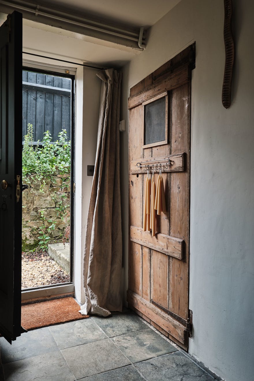 Harp Studio - Mole Cottage - Harp Cottage - Aucoot Estate Agents - All Rights Reserved