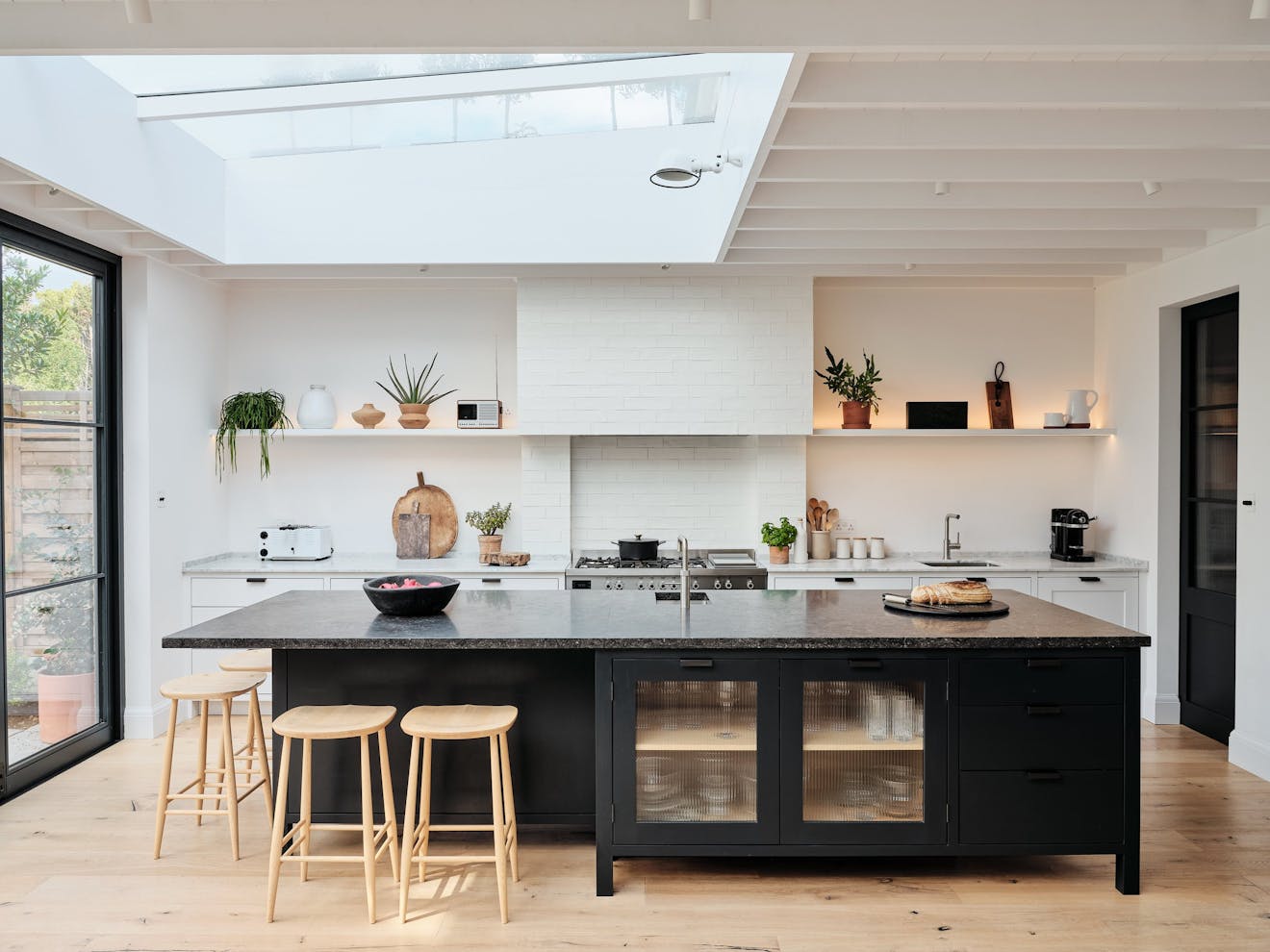 Leigh Gardens NW10 - Finch London - Kitchen Design - Aucoot Estate Agents 2