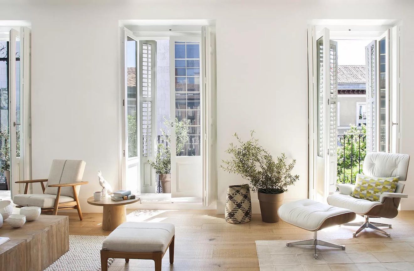 Eames Lounge Chair via Vitra