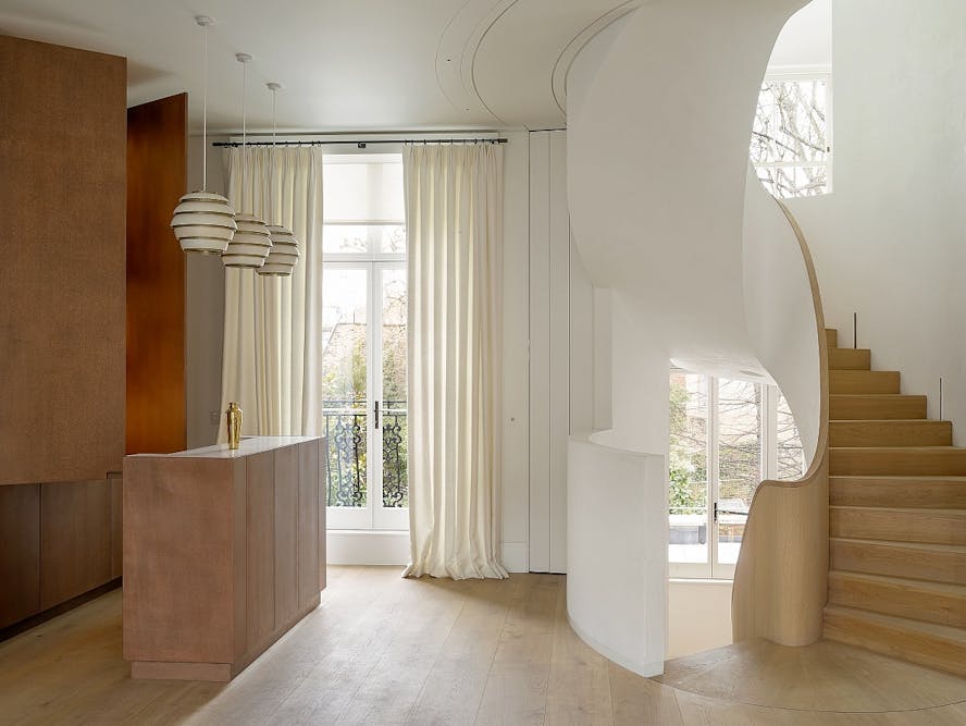 fran-hickman-horbury-crescent-notting-hill-aucoot-estate-agents-3