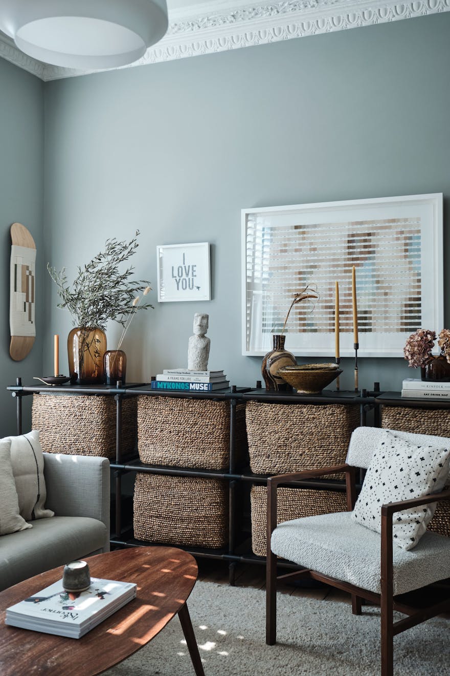 The home of Emma Shone-Sanders and Jade Shone-Sanders of Design and That, for Aucoot Estate Agents. Photograph © Aucoot. All Rights Reserved.