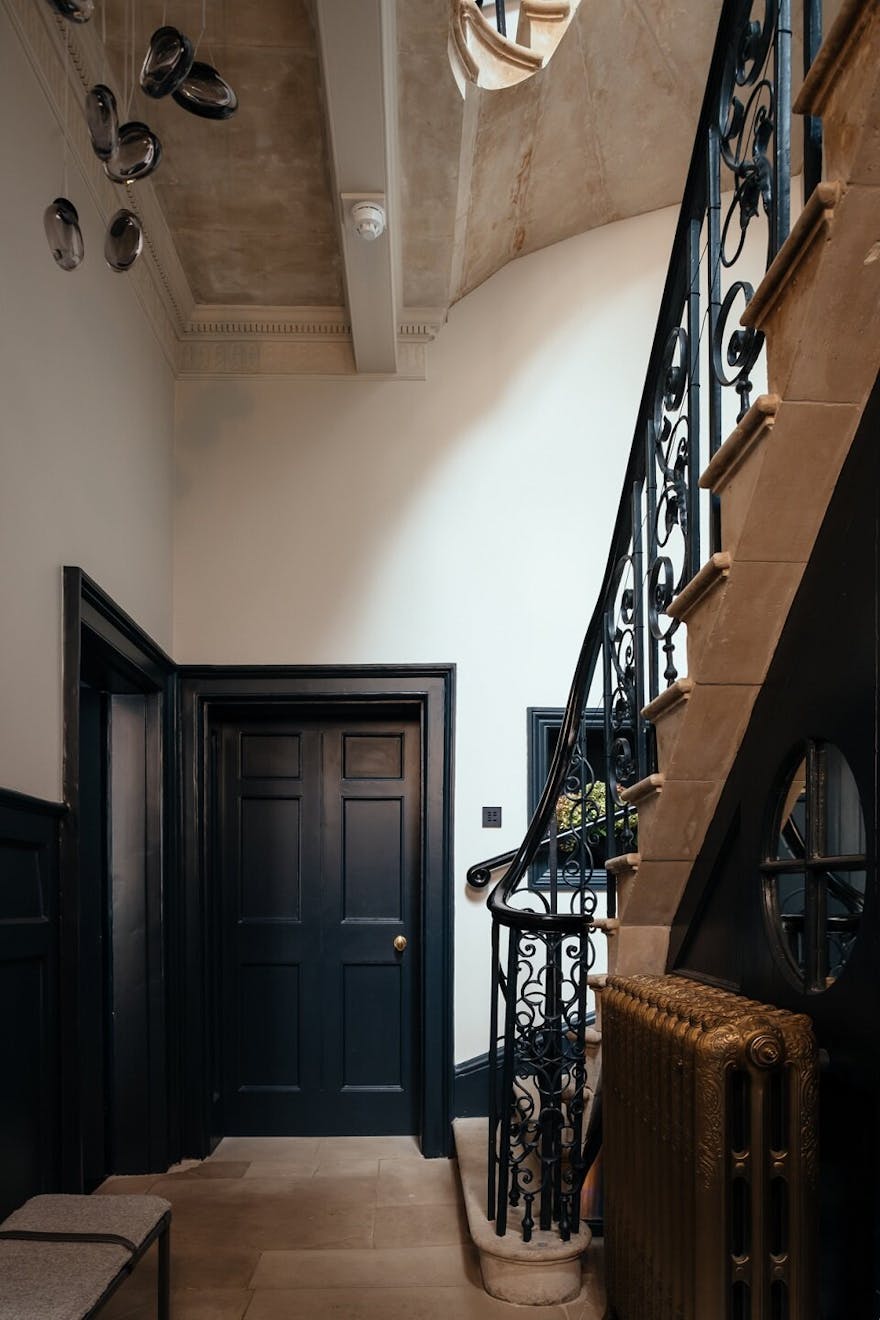 Guild by daab design - Photography by Jim Stephenson - Aucoot Estate Agents