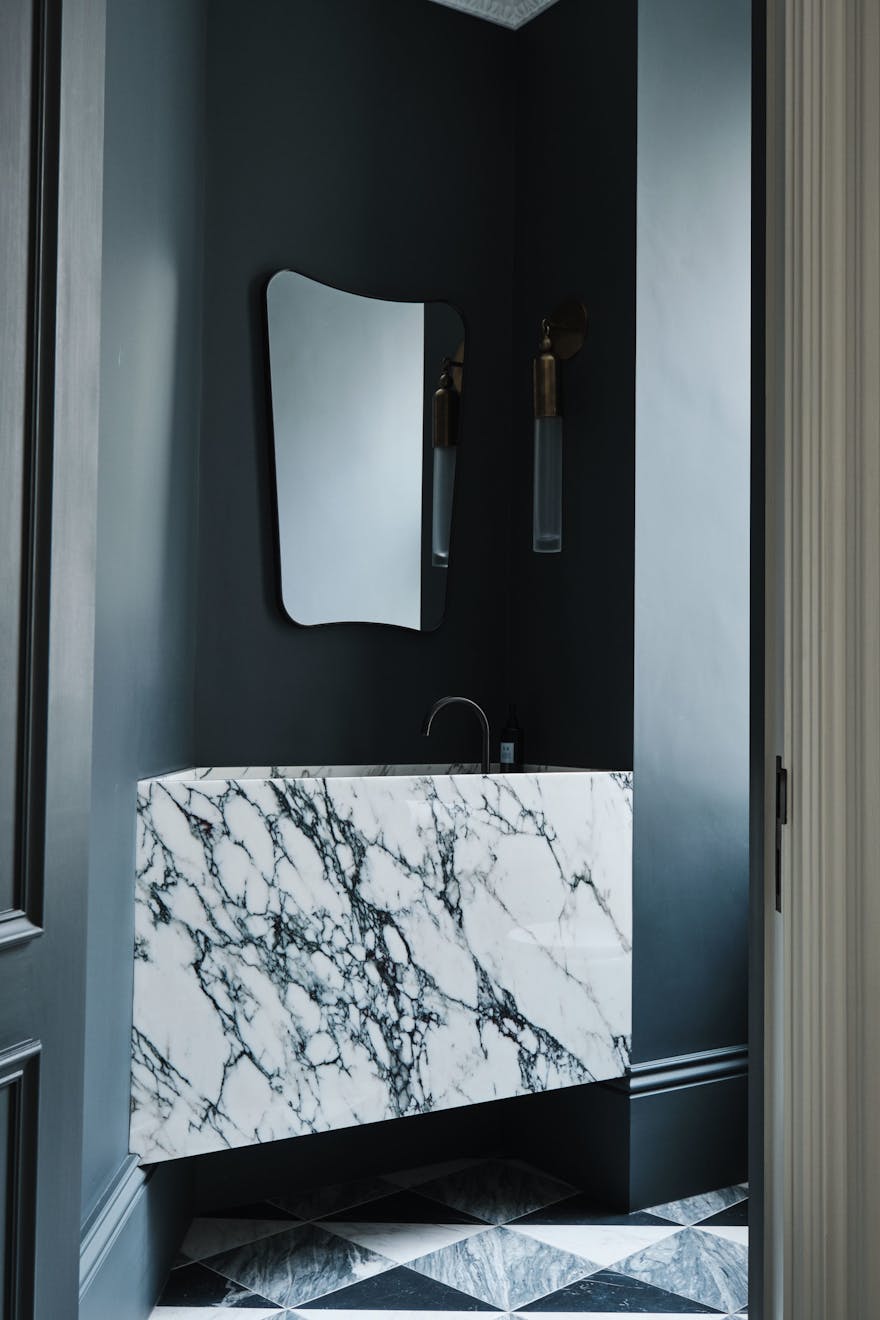 Styling-Neutrals-Katarina-Laurent-Eviga-De-Rosee-Sa-Aucoot-Estate-Agents