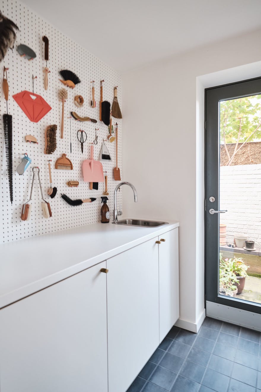 Weardale Road-31 44 Architects-Modern House in South London-Aucoot