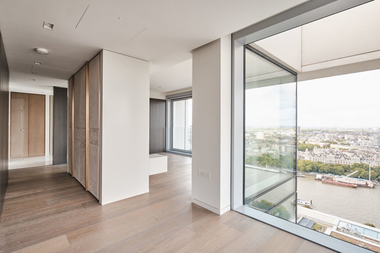 Southbank-Place-Aucoot-Estate-Agents