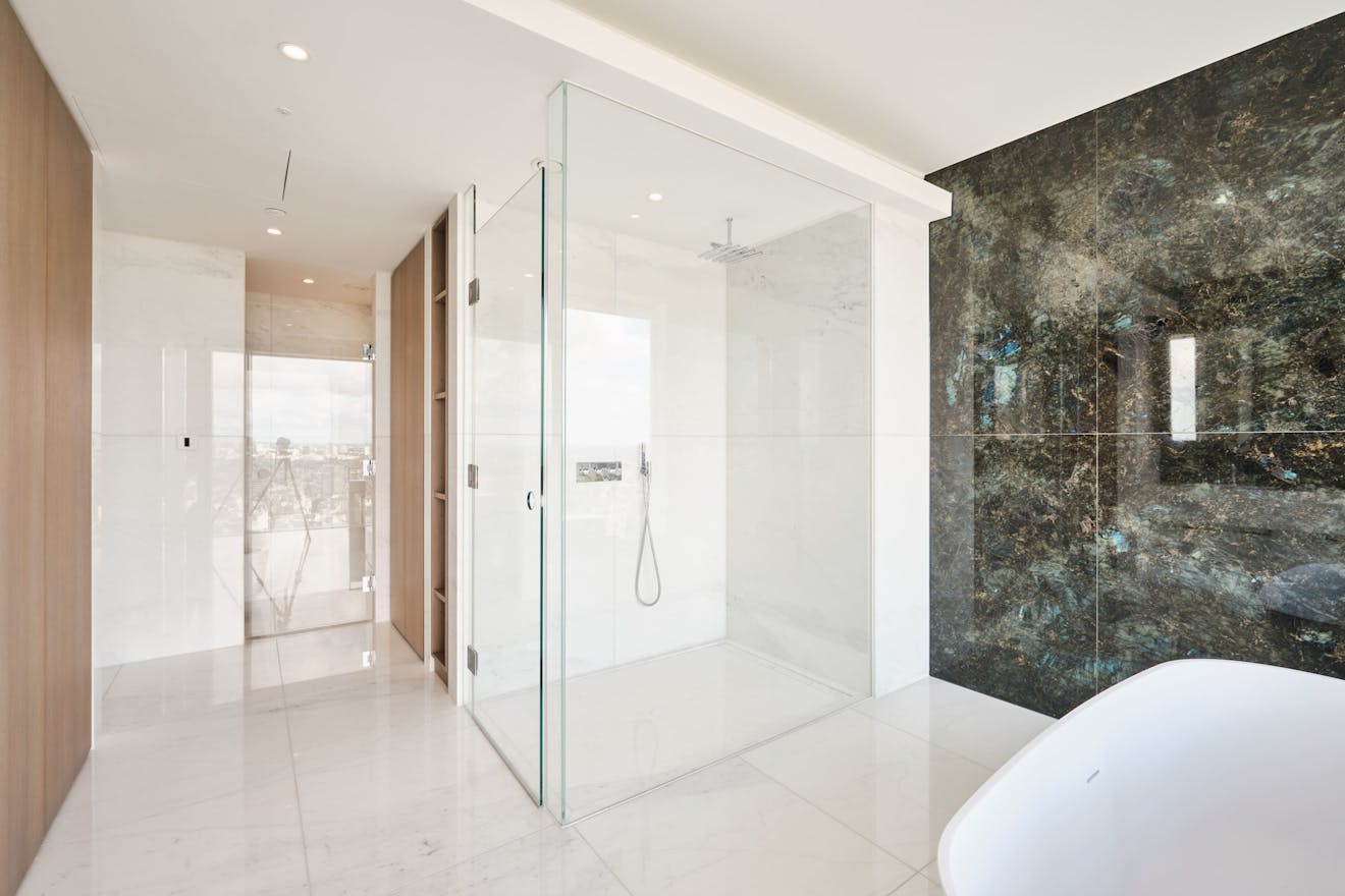 Southbank-Place-Aucoot-Estate-Agents