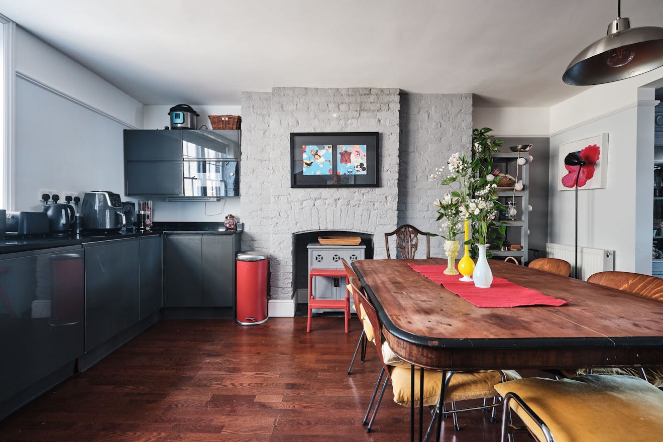 Hawley-Square-Margate-House-for-Sale-Aucoot